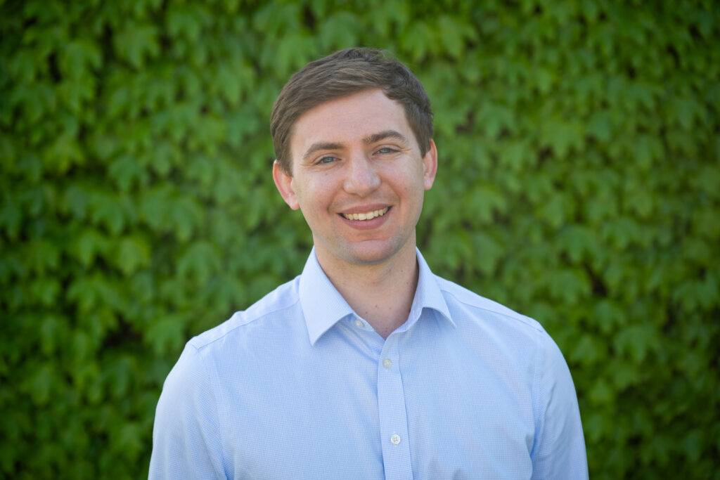 Ethan Bauer